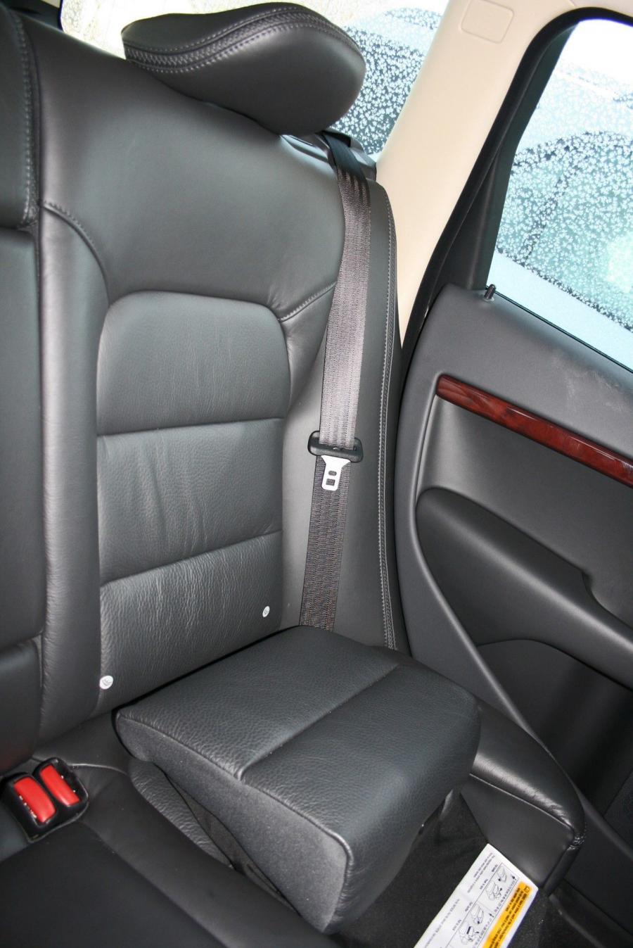  Volvo XC70 2008 года  (фото 16 из 35)